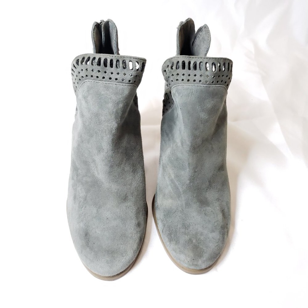 Vince Camuto Fileana Gray Suede Shaft Ankle Booties Size 5.5 - Picture 7 of 10